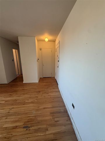 67-25 Clyde Street 7H, Forest Hills, NY 11375