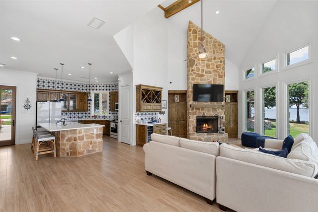103 Miller Circle, Trinidad, TX 75163