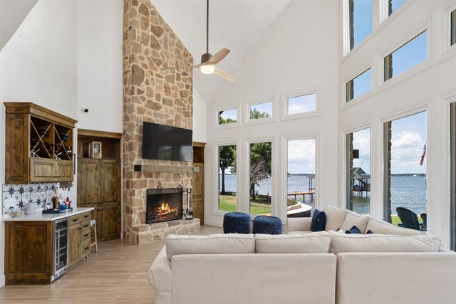 103 Miller Circle, Trinidad, TX 75163