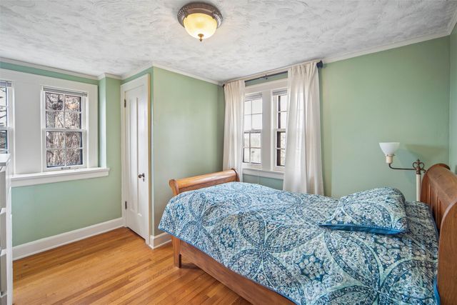 5708 Waterbury Road, Des Moines, IA 50312