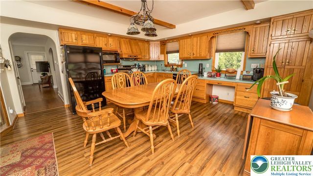 4070 Jacksonville Road, Bethlehem City, PA 18017