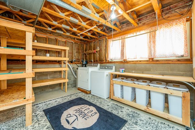 1103 4th Street NW, Altoona, IA 50009