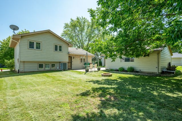 1103 4th Street NW, Altoona, IA 50009