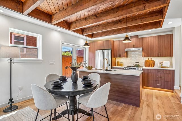 6505 44th Avenue NE, Seattle, WA 98115