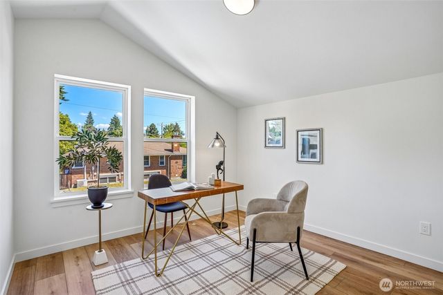 6505 44th Avenue NE, Seattle, WA 98115