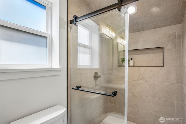 6505 44th Avenue NE, Seattle, WA 98115