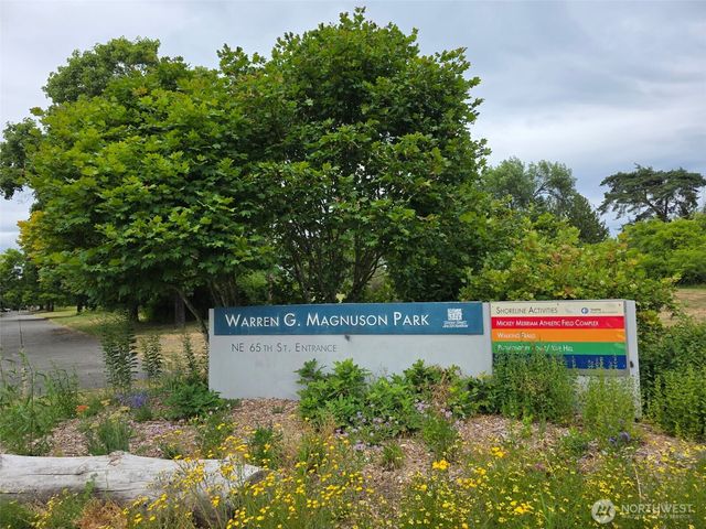 6505 44th Avenue NE, Seattle, WA 98115
