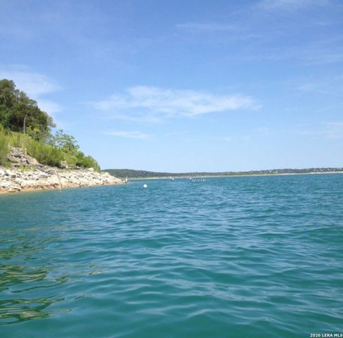 713 Firefly Dr, Canyon Lake, TX 78133