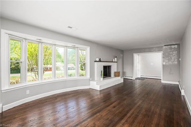 3621 Carver School Road, Winston-salem, NC 27107