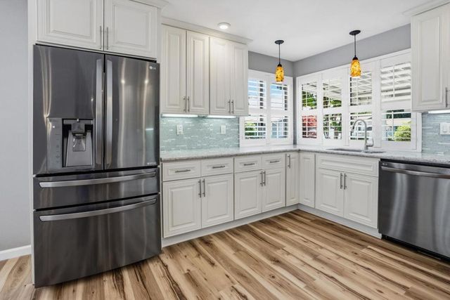 429 Millpond Drive, San Jose, CA 95125