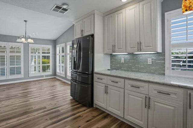 429 Millpond Drive, San Jose, CA 95125
