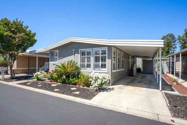 429 Millpond Drive, San Jose, CA 95125