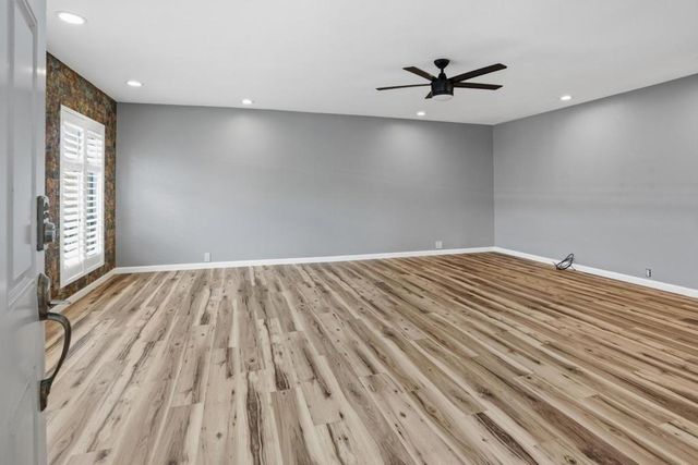 429 Millpond Drive, San Jose, CA 95125