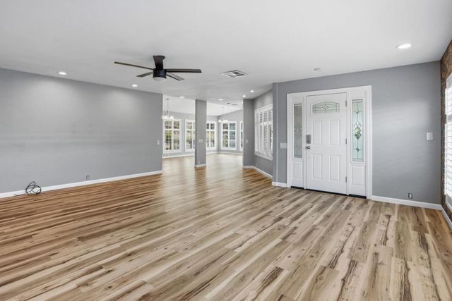 429 Millpond Drive, San Jose, CA 95125