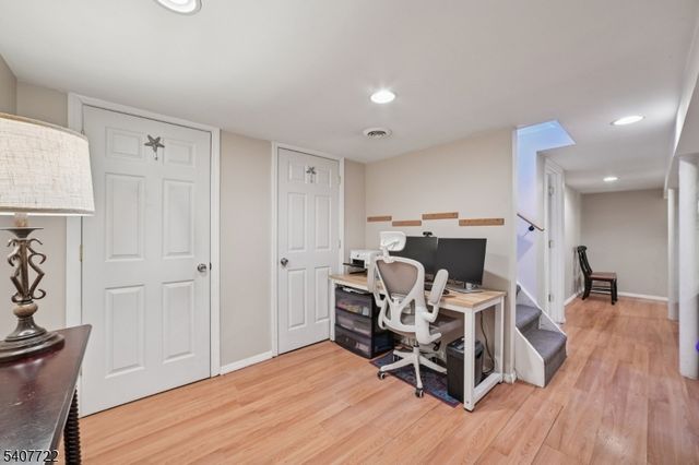 49 New York Ave, Jefferson Twp., NJ 07849