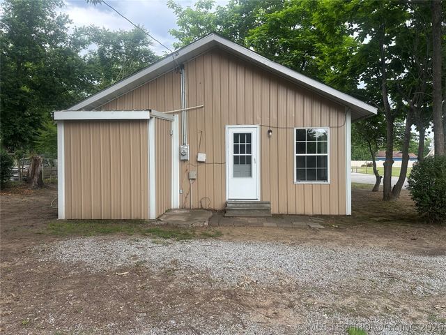 1331 W 7th Street, Okmulgee, OK 74447