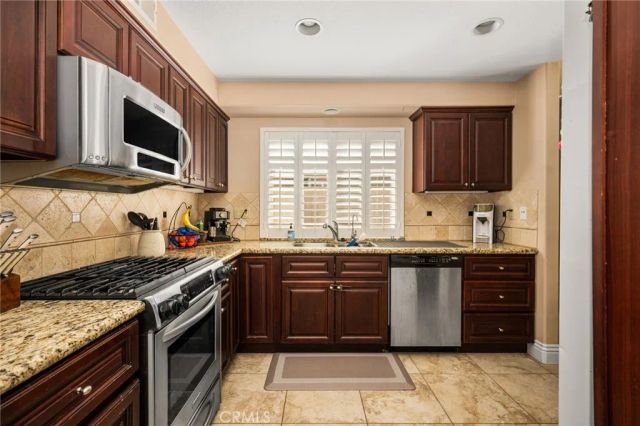 25 Homestead, Trabuco Canyon, CA 92679