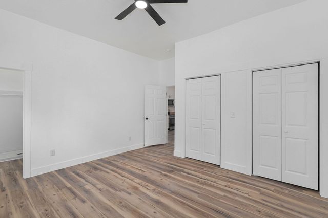 1511 N Missouri Avenue, Springfield, MO 65803