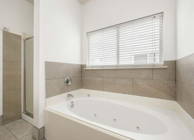 20827 Settlers Lake Circle N, Katy, TX 77449