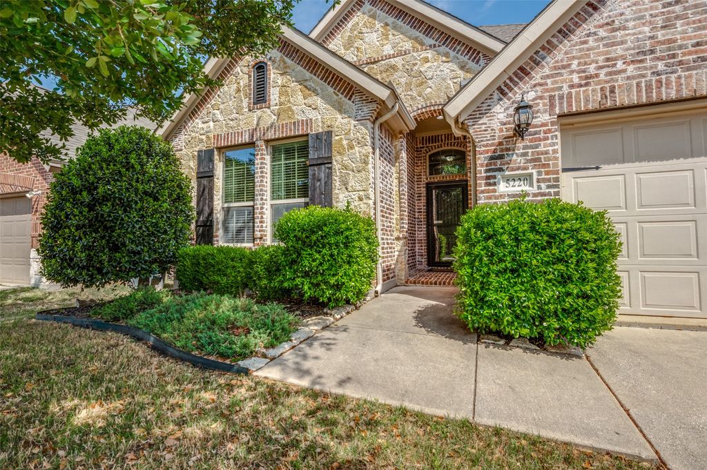 5220 Grove Cove Drive, Mckinney, TX 75071