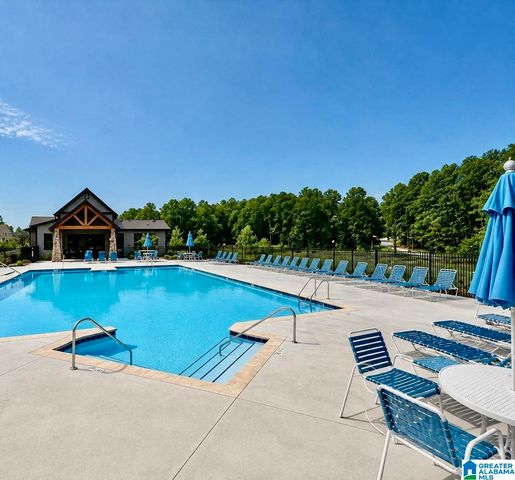 1037 UNALI LANE, Leeds, AL 35094