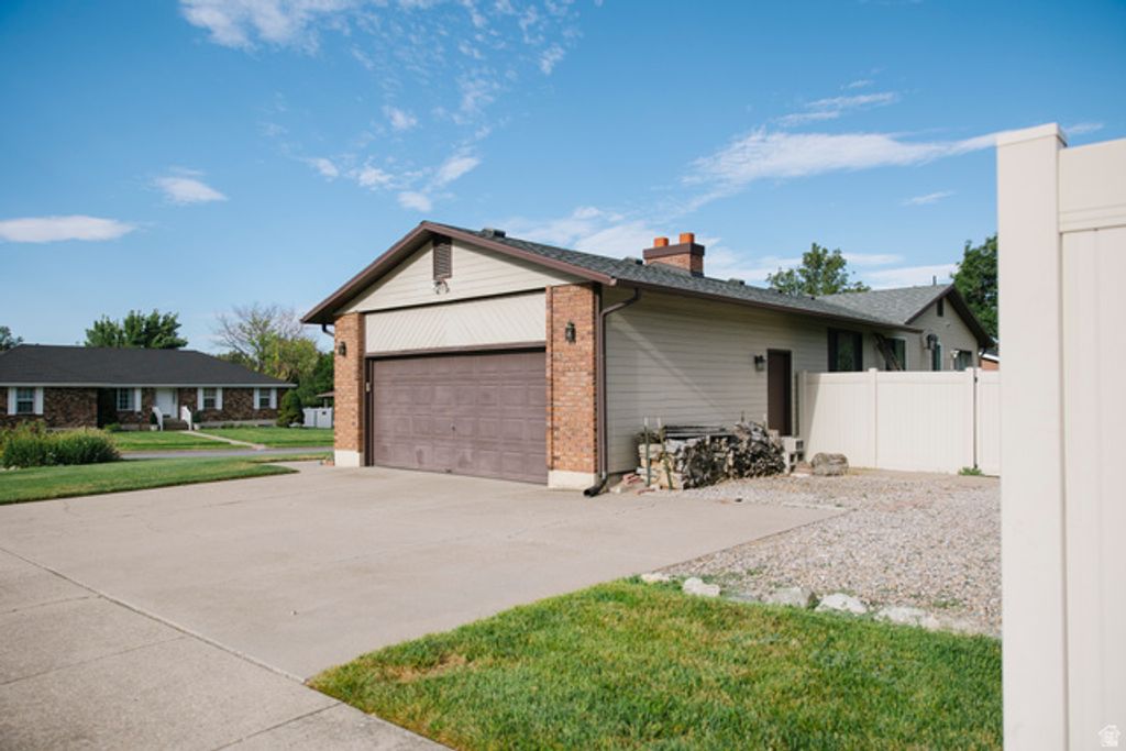 1157 E CREEKVIEW DR, Fruit Heights, UT 84037 — photo 3