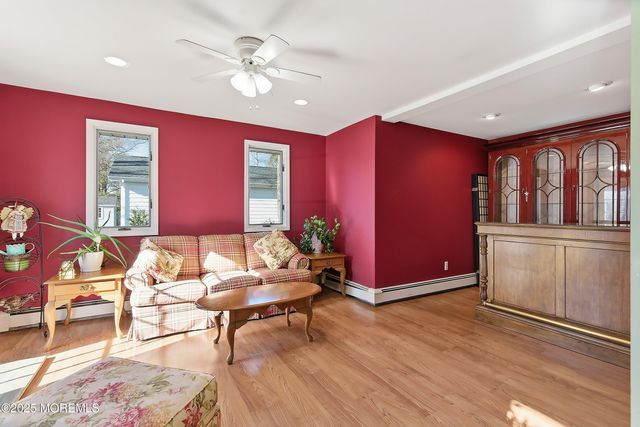 117 Harmony Avenue, Middletown, NJ 07748