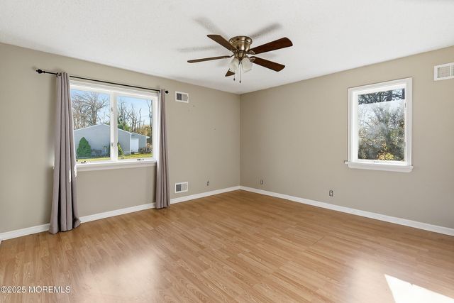 117 Harmony Avenue, Middletown, NJ 07748