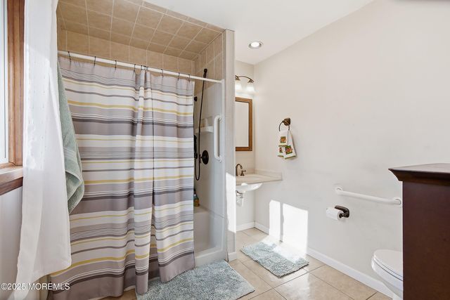 117 Harmony Avenue, Middletown, NJ 07748