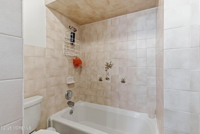 117 Harmony Avenue, Middletown, NJ 07748