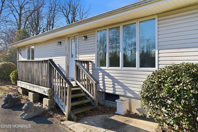 117 Harmony Avenue, Middletown, NJ 07748