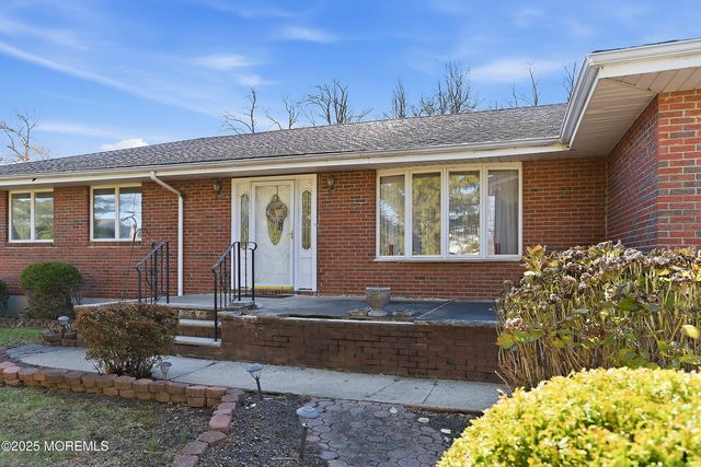 117 Harmony Avenue, Middletown, NJ 07748