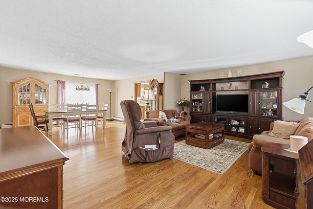 117 Harmony Avenue, Middletown, NJ 07748