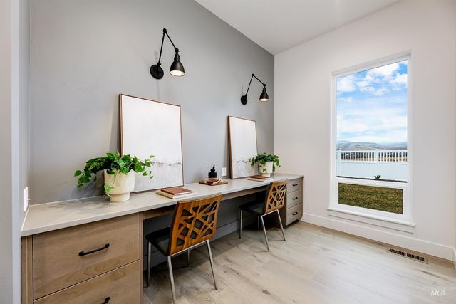 13331 N Spring Creek Way, Boise, ID 83714