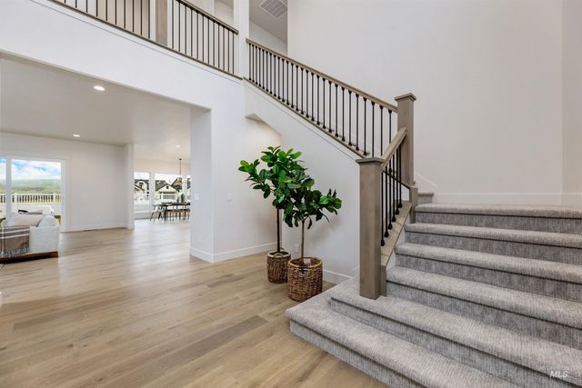 13331 N Spring Creek Way, Boise, ID 83714