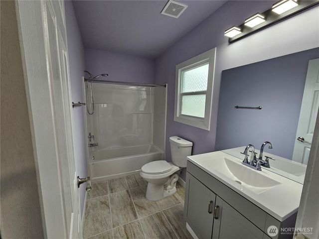 719 S Sprague Avenue, Tacoma, WA 98405