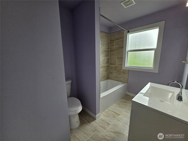 719 S Sprague Avenue, Tacoma, WA 98405