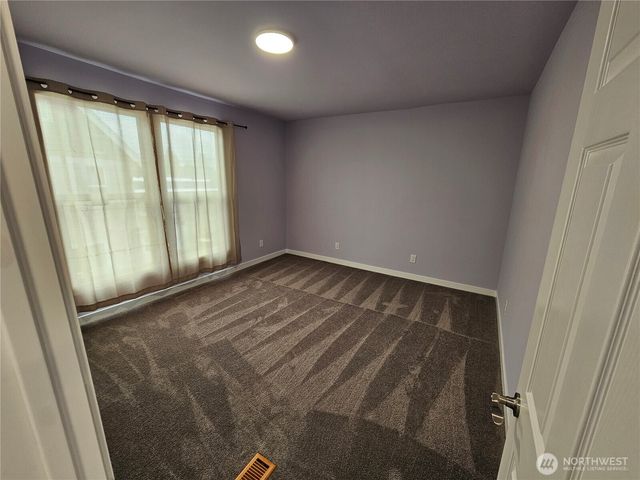 719 S Sprague Avenue, Tacoma, WA 98405