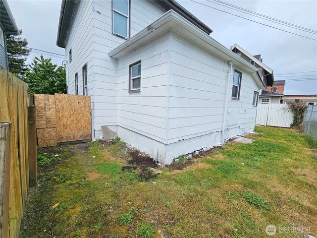 719 S Sprague Avenue, Tacoma, WA 98405