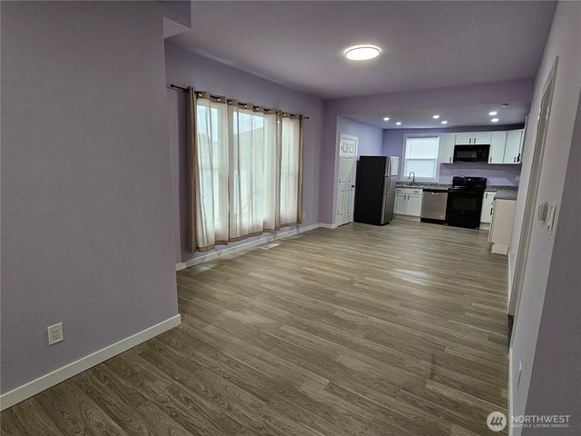 719 S Sprague Avenue, Tacoma, WA 98405