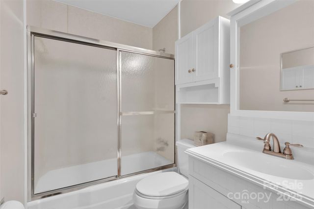 922 Holly Drive, Gastonia, NC 28054