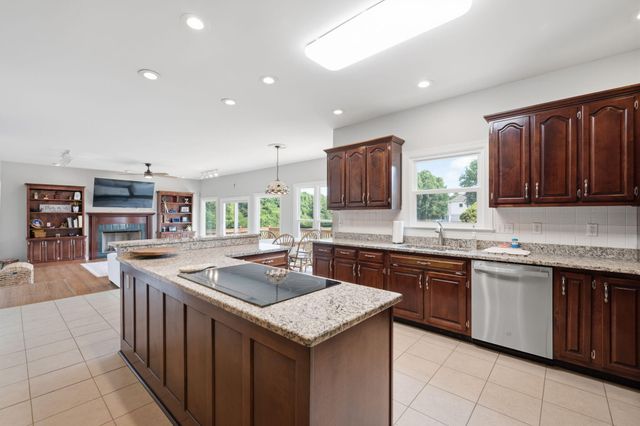 9920 Frost Creek Drive, Ooltewah, TN 37363