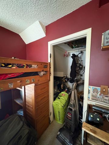 1926 Oakland Drive, Kalamazoo, MI 49008