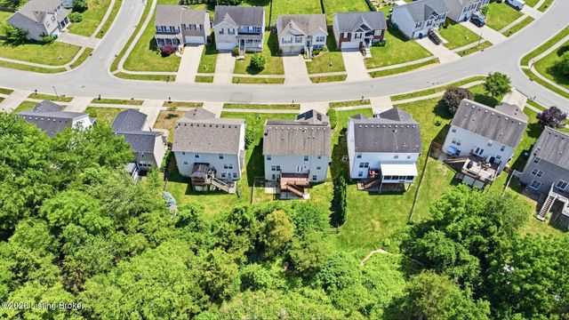 10612 Evanwood Dr, Louisville, KY 40228