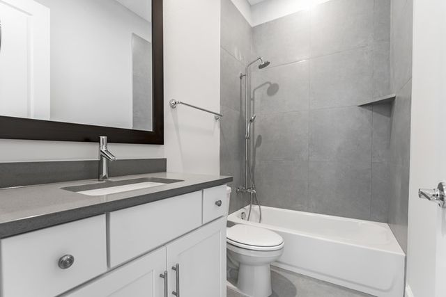 633 Dalton Lane, Irving, TX 75039