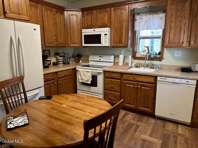 26 Woodlawn Court, Troy, NY 12180