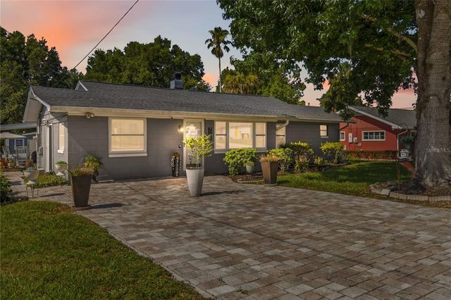 7130 EARLWOOD AVENUE, Mount Dora, FL 32757