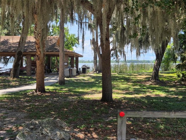 7130 EARLWOOD AVENUE, Mount Dora, FL 32757