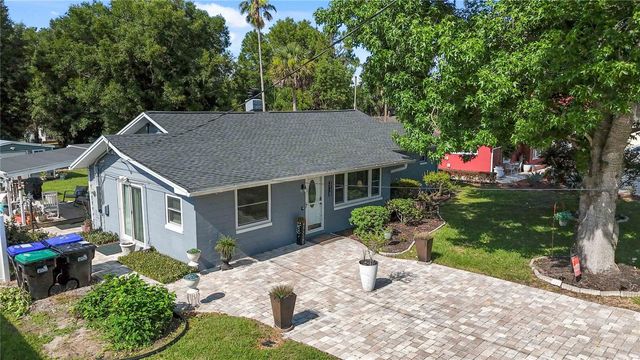 7130 EARLWOOD AVENUE, Mount Dora, FL 32757