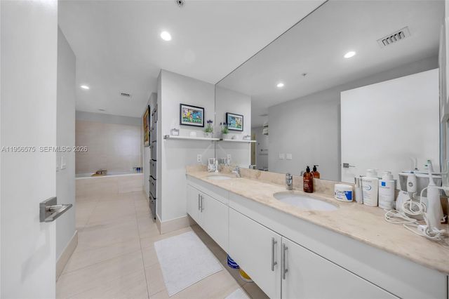 7929 West Dr 1503, North Bay Village, FL 33141